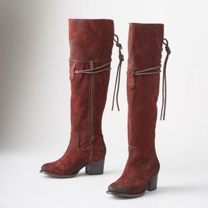 Freebird Blain Wine Suede